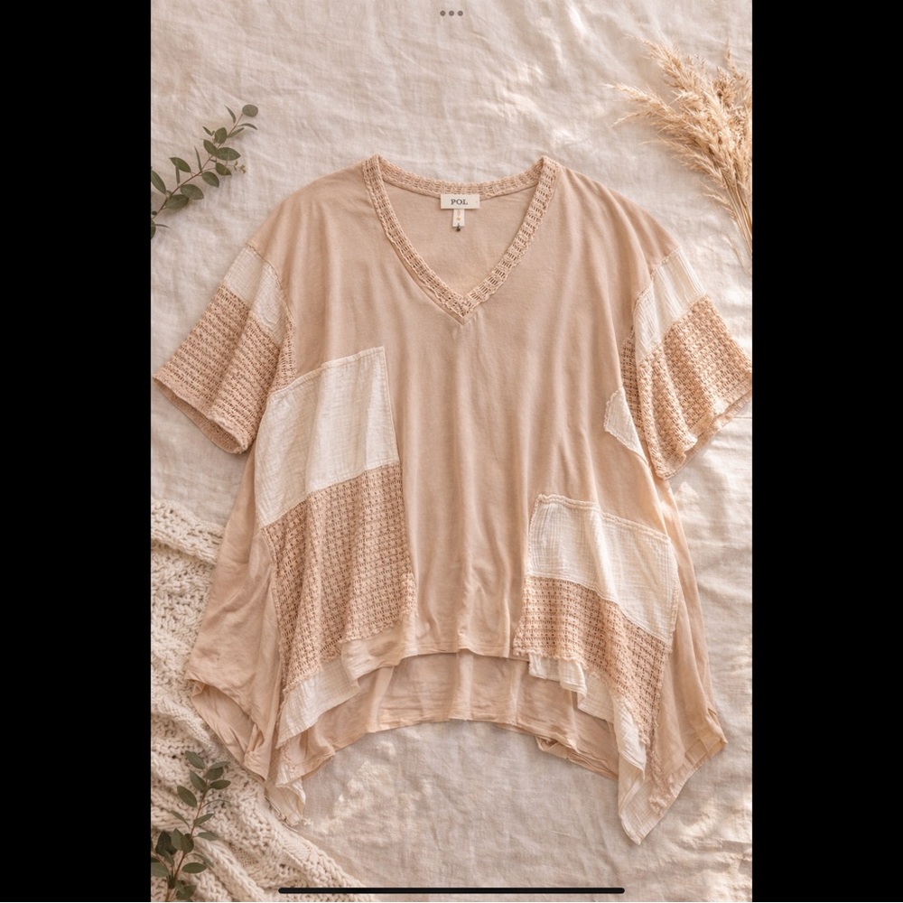 POL Boho Oversized Patchwork Top Flowy Crochet V-… - image 2